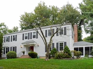 35 Knollwood Dr, Morristown, NJ 07960