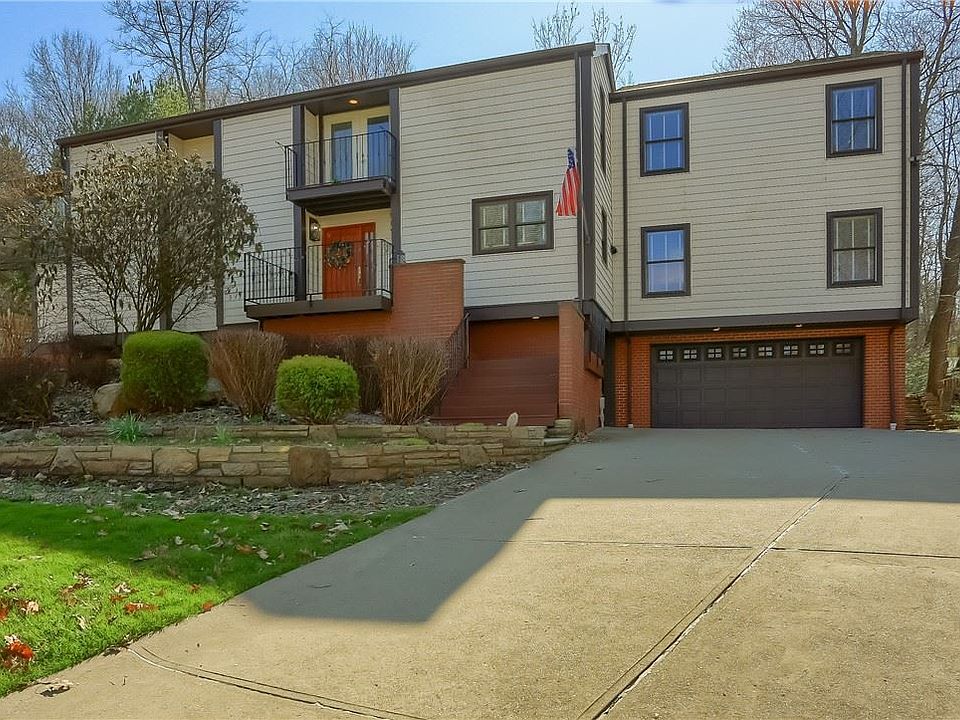 1st image of 221 Timberyoke Dr