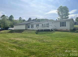 3 S Creek Dr, Leicester, NC 28748