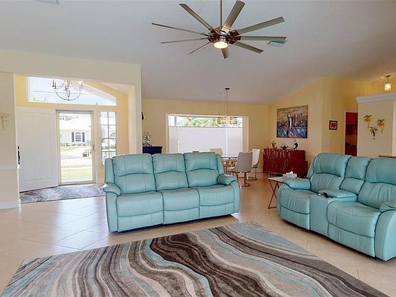5th image of 801 Monaco Dr