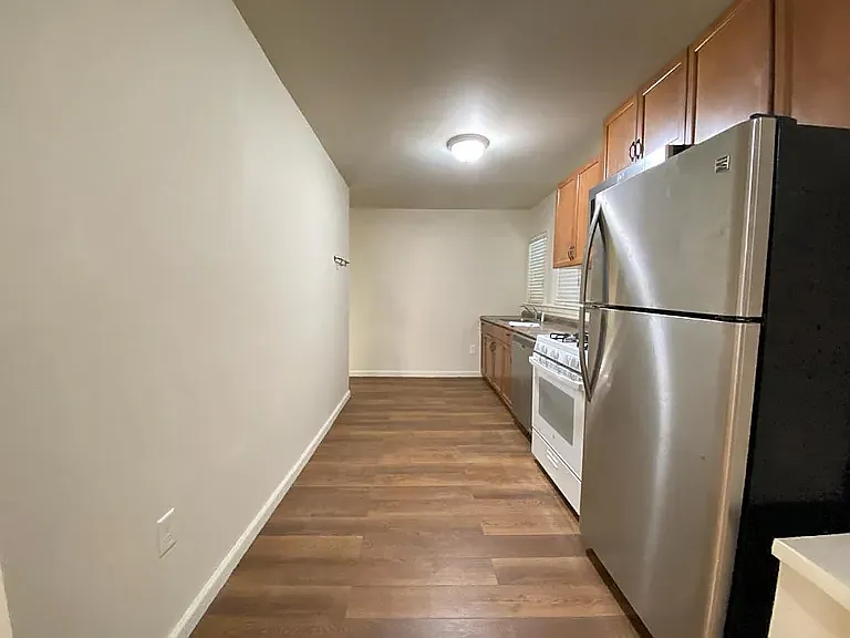 77 Wallis Ave #1F — Photo 23