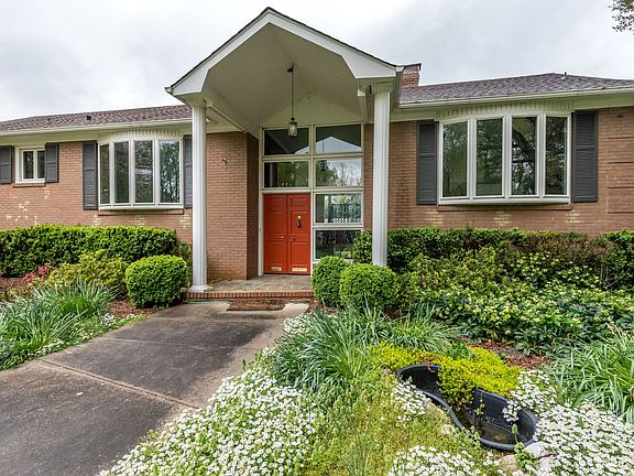 2nd image of 4629 Town And Country Dr