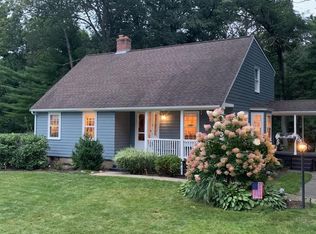 18 Cedarcrest Rd, Wilmington, MA 01887