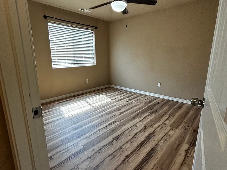 3503 Saguaro Cir — Photo 16