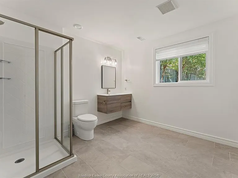 3316 Kenilworth Dr — Photo 29