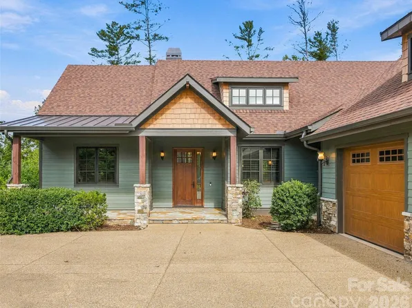 50 Hallett Ct, Asheville, NC 28803