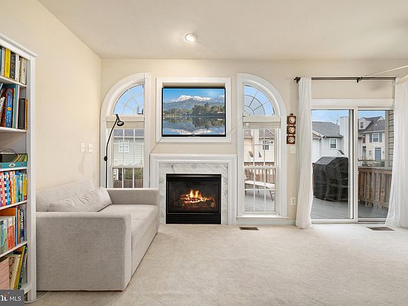 3rd image of 5522 Sacramento Mews Pl
