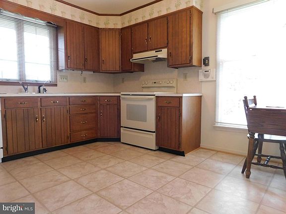 2nd image of 11940 N Woodlea Dr