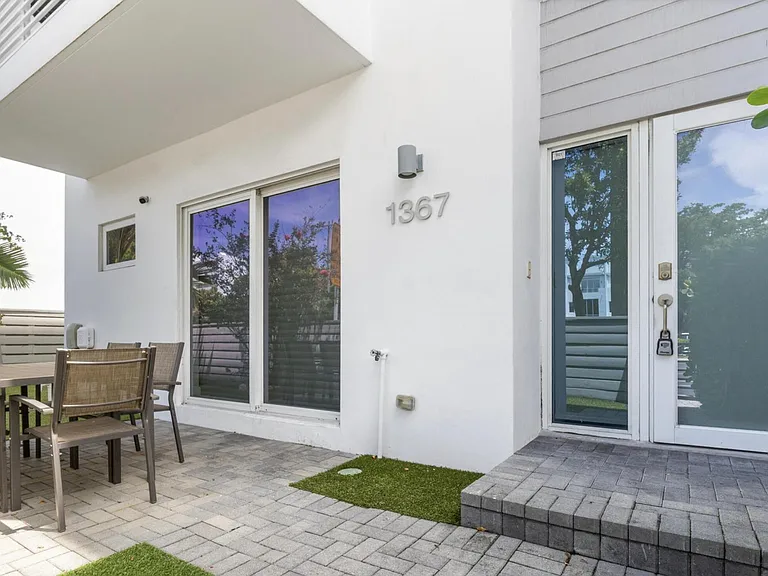1367 N Ocean Blvd — Photo 3