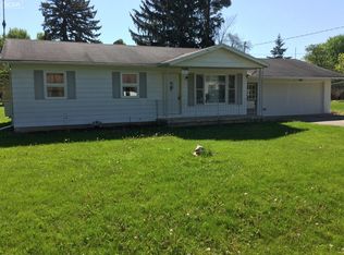 1413 Audrey St, Burton, MI 48509