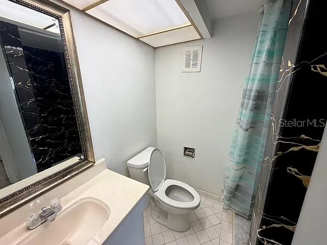 4775 Cove Cir #1102 — Photo 13