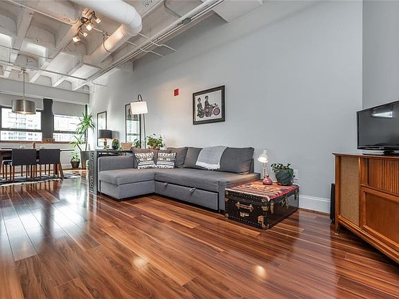 2nd image of 878 Peachtree St NE APT 627