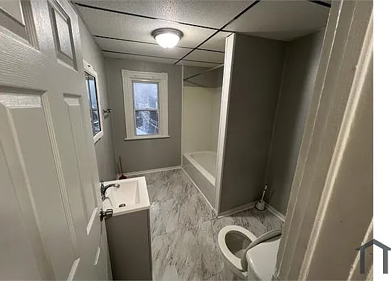101 Superior St #2 — Photo 6