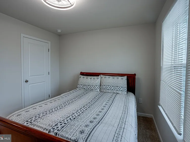 104 Levis Dr — Photo 21