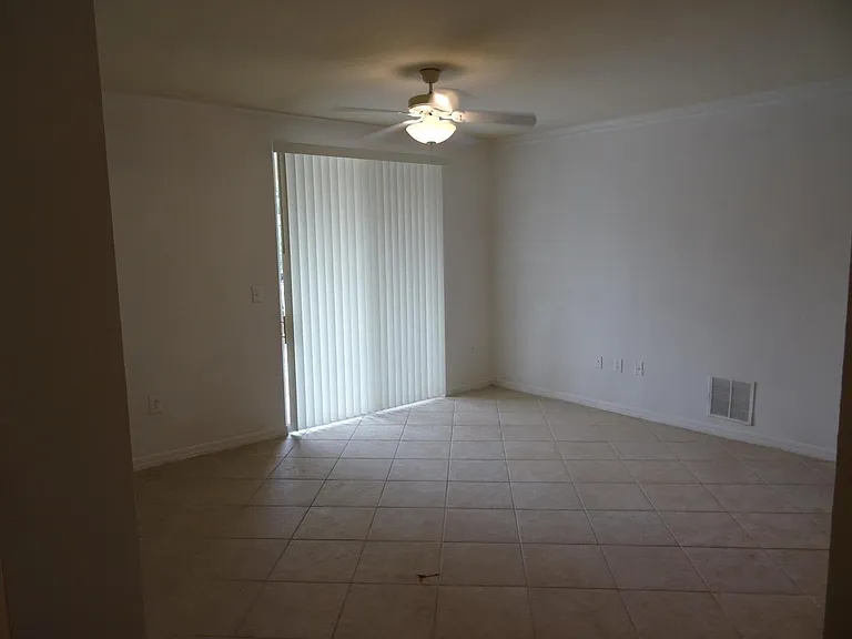 6450 Emerald Dunes Dr #103 — Photo 41