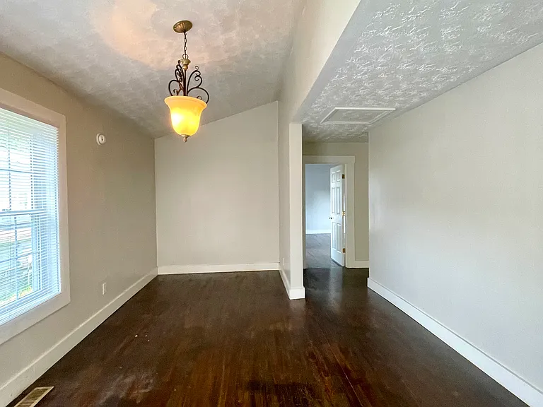 41 Mullins Hl #B — Photo 3