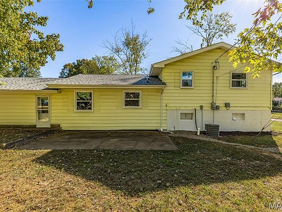 4th image of 801 Sherwood Dr
