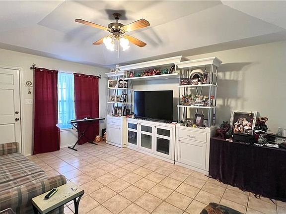5th image of 1711 E Gastel Cir
