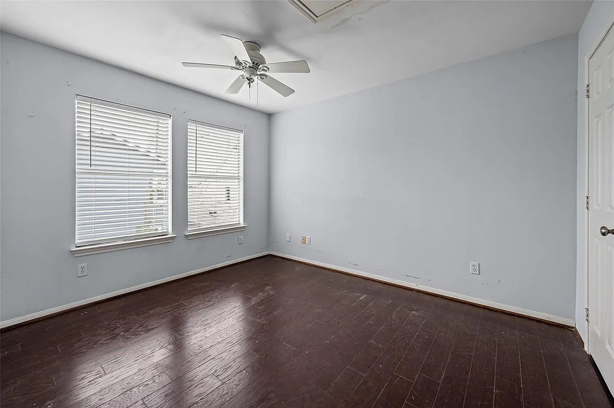 Building Photo - 2142 Sul Ross St #A