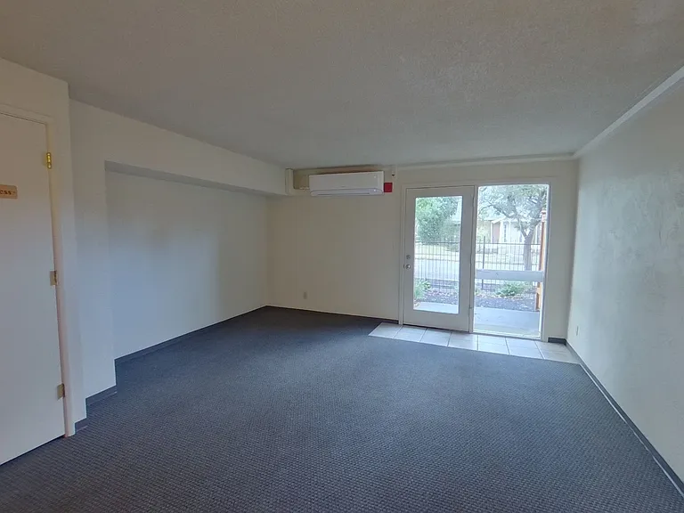 1695 Patterson Street — Photo 28