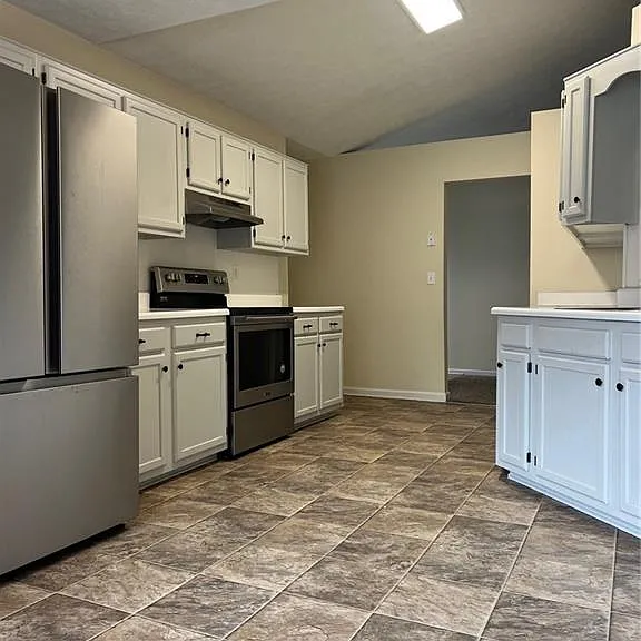 4197 Sterling Pointe Dr — Photo 6