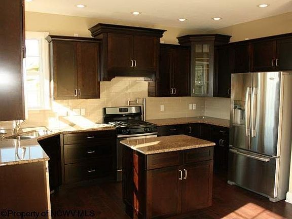 4th image of 106 S Harwich Dr