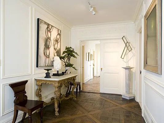 Sold by Sotheby's International Realty | media 12