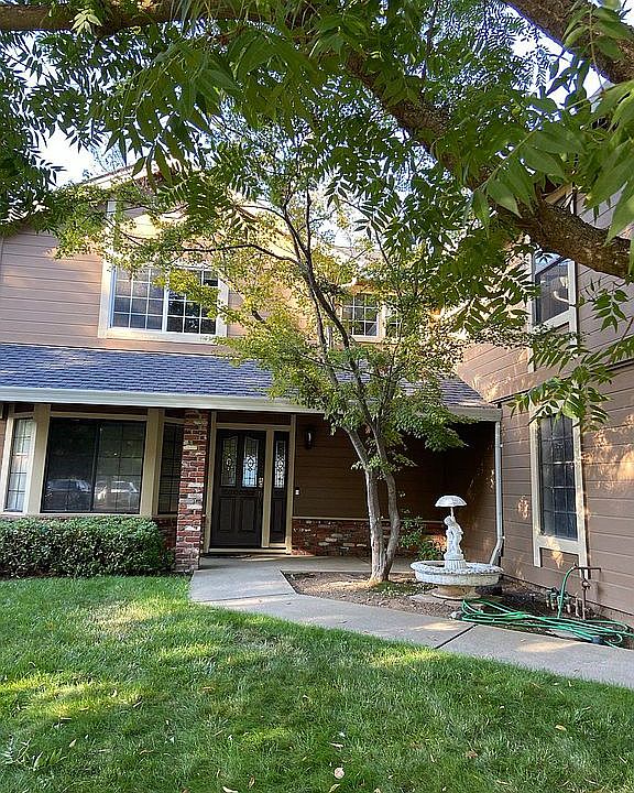 2nd image of 1118 Rand Way
