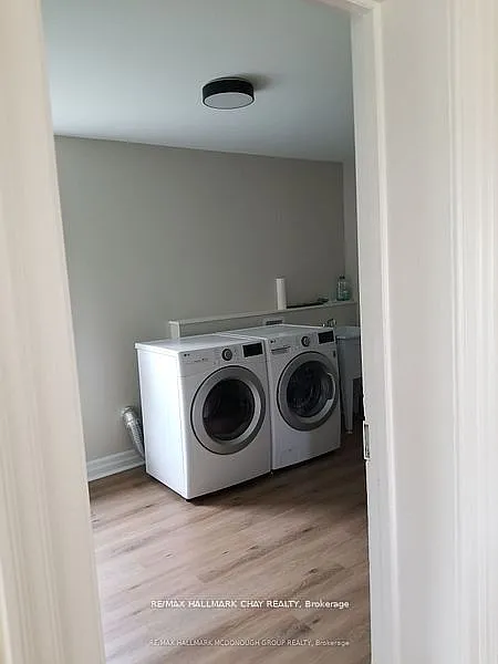 5 bed, $2,950 — Photo 4