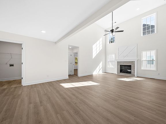 4th image of 1253 Elizabeth Ln Lot 107