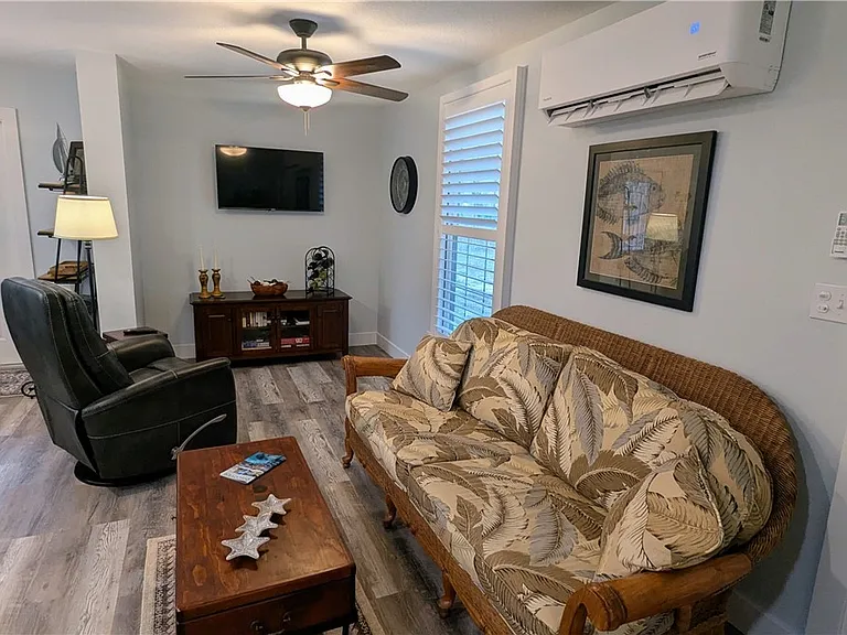 5652 W Nobis Cir — Photo 7