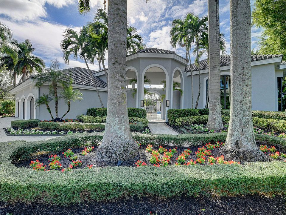 Home For Sale In Broken Sound Country Club