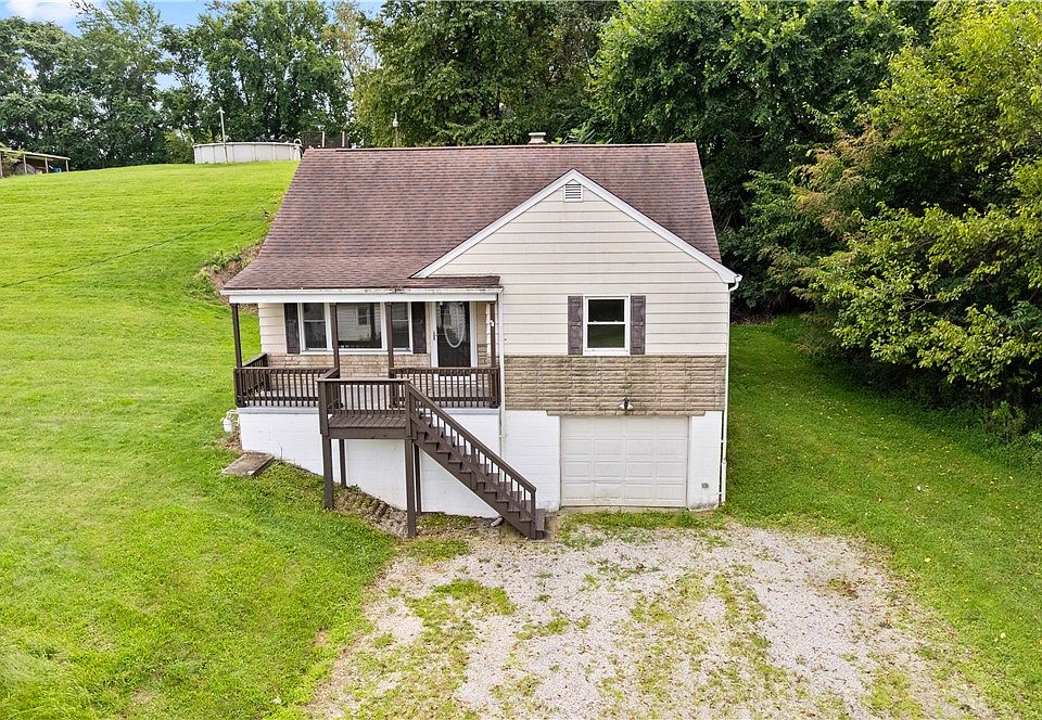 1st image of 29 Devils Den Rd