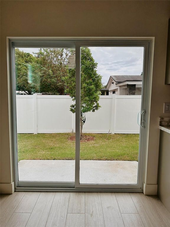 480 NW 27th Ave, photo 8