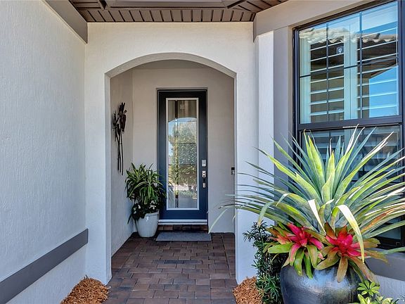 4th image of 5058 Monroe Cir