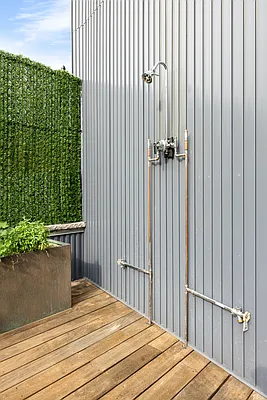 Rented by Keller Williams NYC | media 23