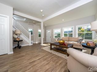 16 Wright St, Iselin, NJ 08830