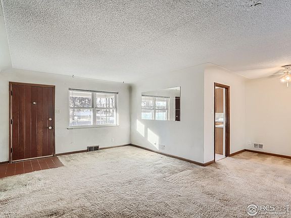 4th image of 890 Flower St
