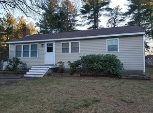 24 Parkwood Dr, Pepperell, MA 01463