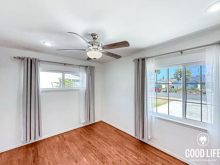 1776 W Chateau Ave — Photo 9