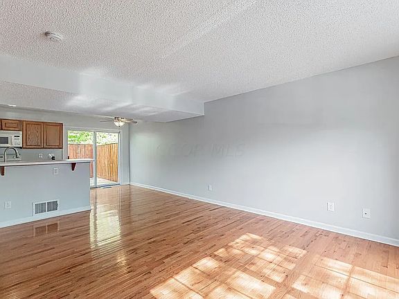 2nd image of 5173 Singleton Dr