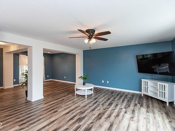 5th image of 5588 W Woodhaven Dr