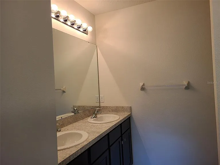 5327 San Palermo Dr — Photo 10