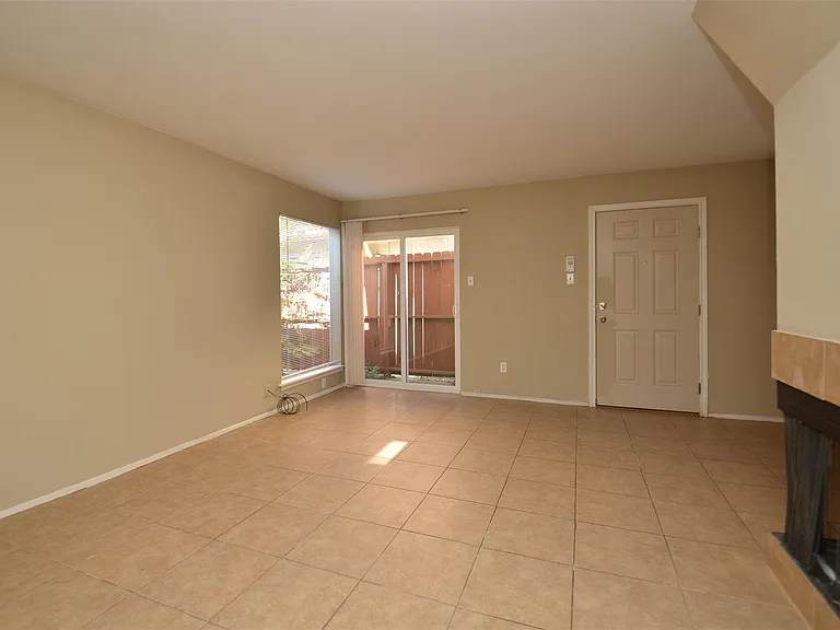 5993 Allday Dr #B — Photo 15