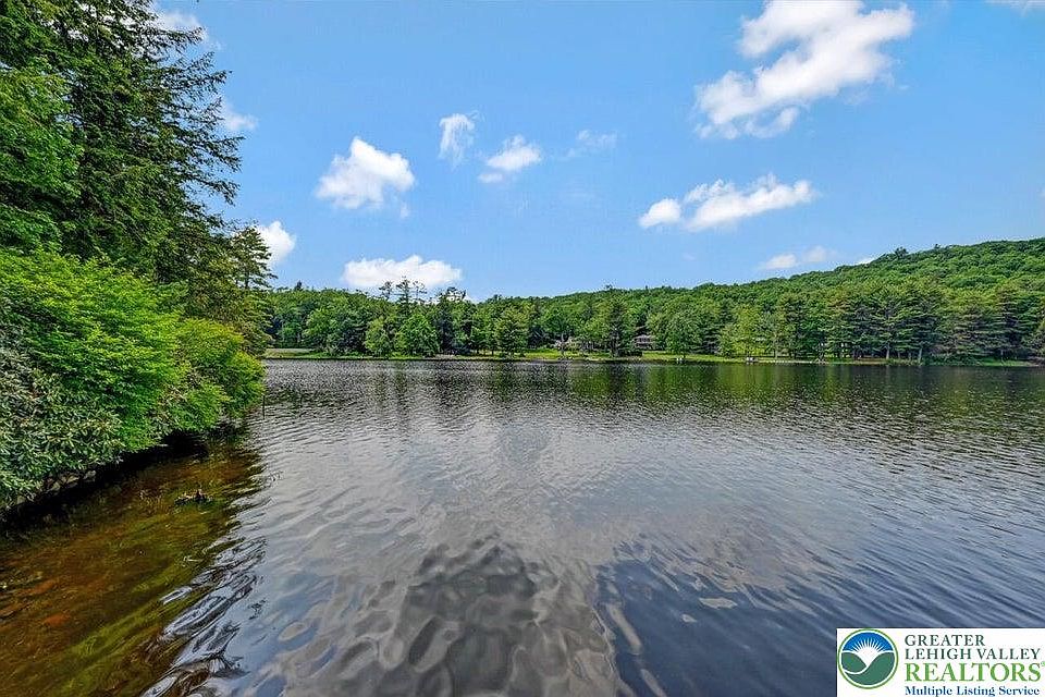 37 Cove Rd, Bear Creek, PA 18602 | Zillow
