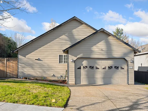 1233 SW McGinnis Ave, Troutdale, OR 97060