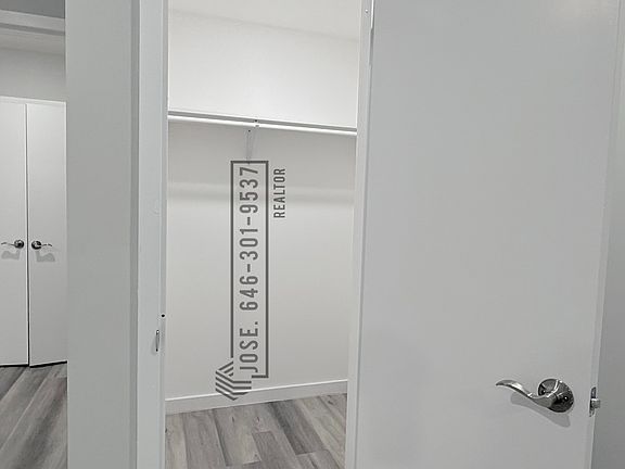 3rd image of 204 Rosa Parks Blvd #198