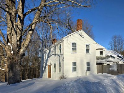 86 Raymond Road, Chester, NH, 03036