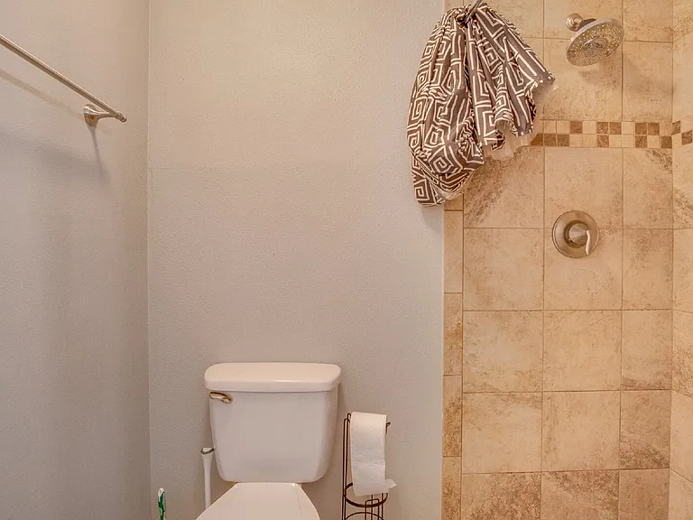 8262 Pamplona St — Photo 21