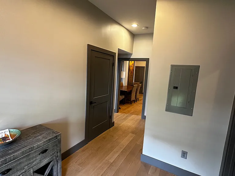 527 N. College Ave — Photo 7
